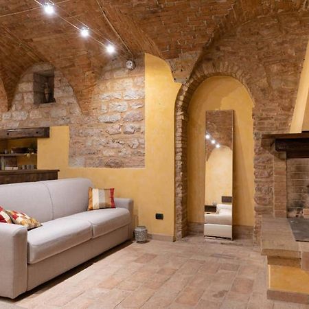 Another Brick In The Vault Spello Exterior foto